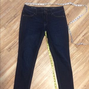 DL 1961 Emma Power Legging Size 29